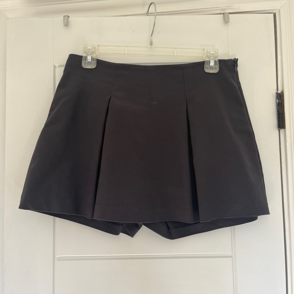 Classic Black Women's Skort size Medium